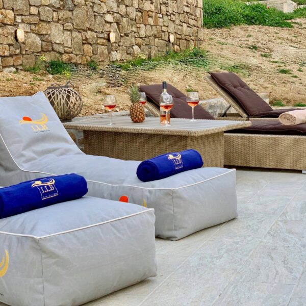 Μύκονος – Ξενοδοχείο poofomania