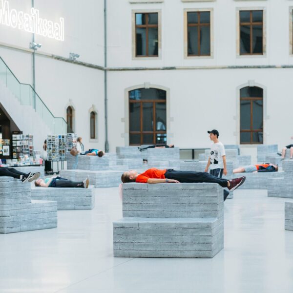 DEMOS – Μουσείο Albertinum Poofomania DEMOS – Μουσείο Albertinum Poofomania