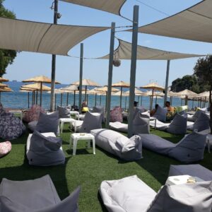 Σαλαμίνα – Beach Bar poofomania