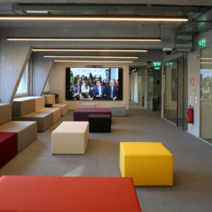 iMEdD – Ίδρυμα Σταύρος Νιάρχος poofomania