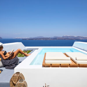 Σαντορίνη – Ξενοδοχείο poofomania