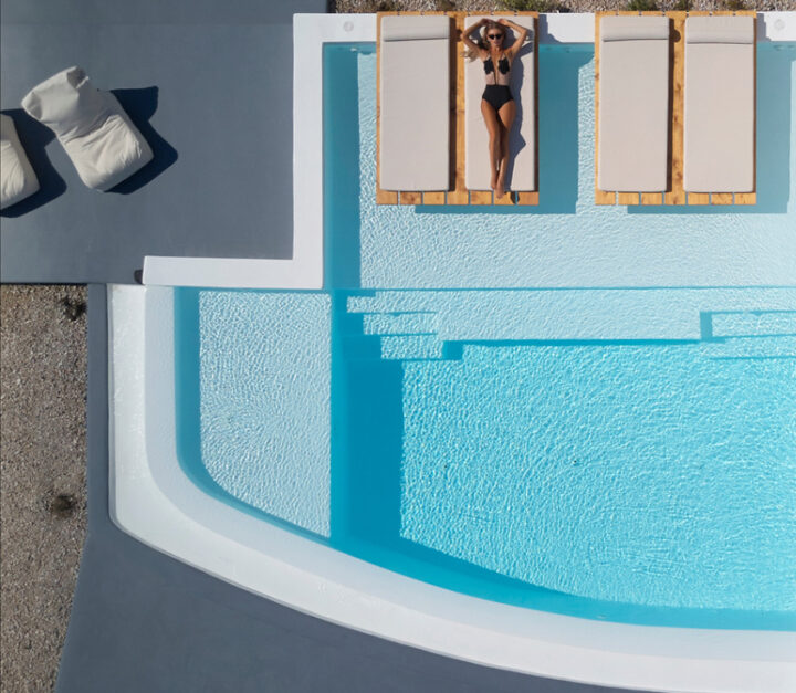 Σαντορίνη – Ξενοδοχείο poofomania