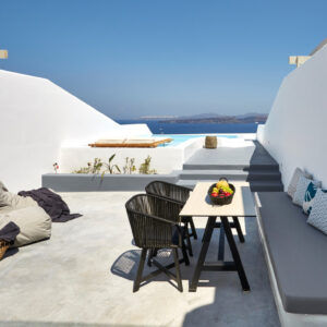 Σαντορίνη – Ξενοδοχείο poofomania