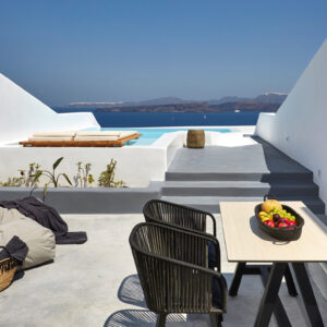Σαντορίνη – Ξενοδοχείο poofomania